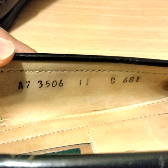 Cole Haan PINCH TASSEL IN BLACK - Picture 8 of 13